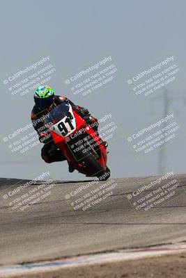 media/May-22-2023-Fastrack Riders (Mon) [[ae7626d9d8]]/Level 2/1230pm (Outside Grapevine)/